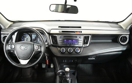 Toyota RAV4, 2019 год, 2 199 000 рублей, 7 фотография