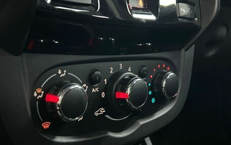 Renault Duster I рестайлинг, 2015 год, 1 299 000 рублей, 20 фотография