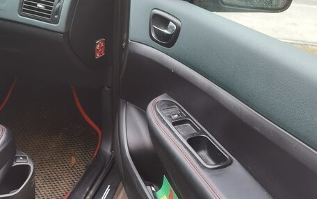 Peugeot 307 I, 2003 год, 200 000 рублей, 14 фотография