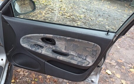 Mitsubishi Carisma I, 1997 год, 145 000 рублей, 13 фотография