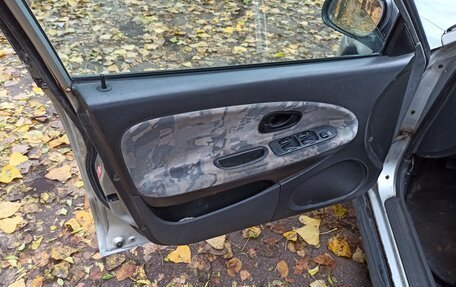 Mitsubishi Carisma I, 1997 год, 145 000 рублей, 11 фотография