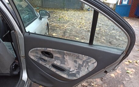 Mitsubishi Carisma I, 1997 год, 145 000 рублей, 12 фотография