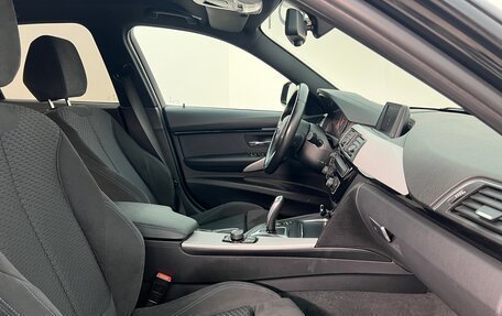 BMW 3 серия, 2018 год, 2 870 000 рублей, 13 фотография