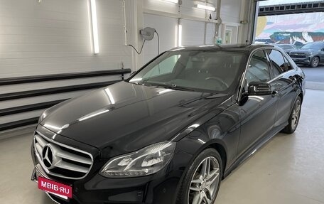 Mercedes-Benz E-Класс, 2015 год, 2 390 000 рублей, 2 фотография