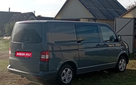 Volkswagen Transporter T5 рестайлинг, 2014 год, 2 550 000 рублей, 12 фотография