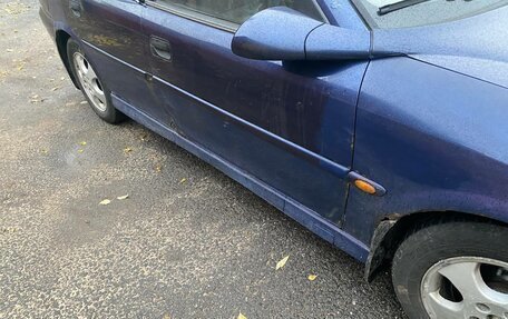 Opel Vectra B рестайлинг, 1999 год, 135 000 рублей, 13 фотография