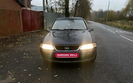 Opel Vectra B рестайлинг, 1999 год, 135 000 рублей, 3 фотография