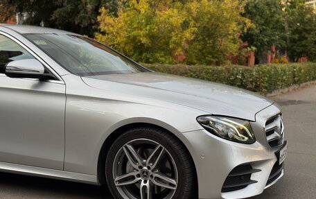 Mercedes-Benz E-Класс, 2018 год, 2 900 000 рублей, 3 фотография