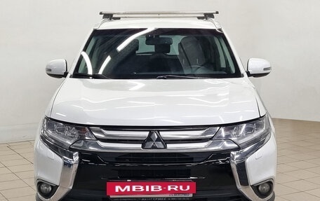 Mitsubishi Outlander III рестайлинг 3, 2015 год, 1 450 000 рублей, 2 фотография