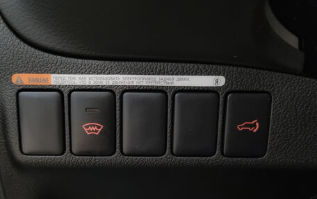Mitsubishi Outlander III рестайлинг 3, 2015 год, 1 450 000 рублей, 9 фотография