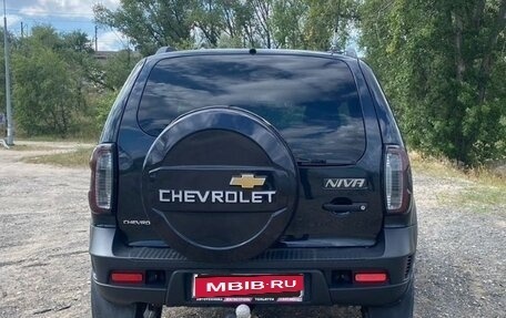 Chevrolet Niva I рестайлинг, 2020 год, 880 000 рублей, 5 фотография