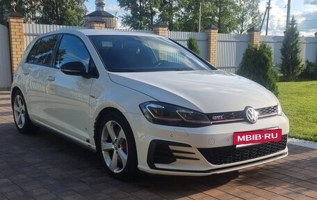 Volkswagen Golf GTI VII, 2019 год, 2 399 999 рублей, 12 фотография