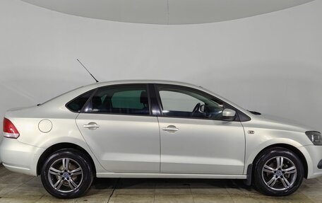 Volkswagen Polo VI (EU Market), 2012 год, 670 000 рублей, 4 фотография