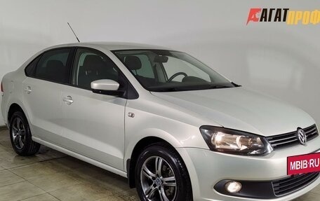 Volkswagen Polo VI (EU Market), 2012 год, 670 000 рублей, 3 фотография