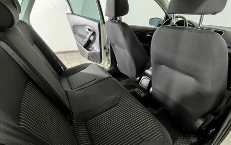 Volkswagen Polo VI (EU Market), 2012 год, 670 000 рублей, 32 фотография