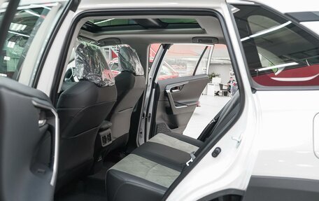 Toyota RAV4, 2025 год, 4 199 000 рублей, 8 фотография