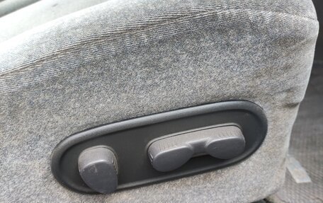 Mazda Millenia I рестайлинг, 2000 год, 300 000 рублей, 8 фотография