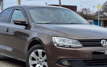 Volkswagen Jetta VI, 2012 год, 1 100 000 рублей, 1 фотография