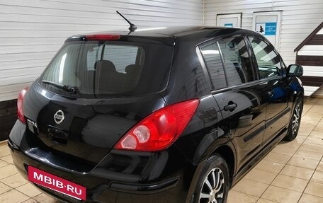 Nissan Tiida, 2011 год, 950 000 рублей, 2 фотография