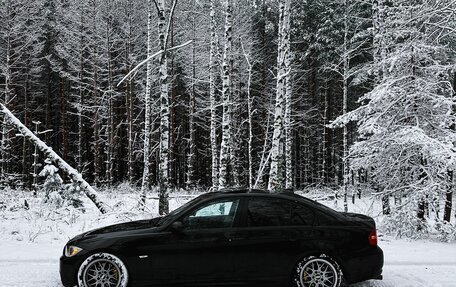 BMW 3 серия, 2005 год, 1 389 000 рублей, 17 фотография