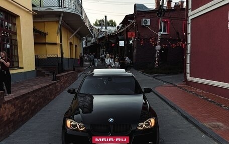 BMW 3 серия, 2005 год, 1 389 000 рублей, 9 фотография