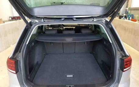 Volkswagen Passat B8 рестайлинг, 2022 год, 2 425 000 рублей, 15 фотография