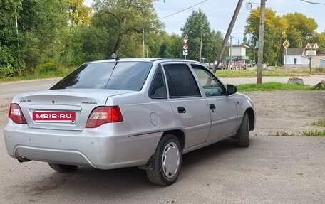 Daewoo Nexia I рестайлинг, 2011 год, 260 000 рублей, 12 фотография