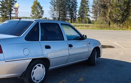 Daewoo Nexia I рестайлинг, 2011 год, 260 000 рублей, 21 фотография