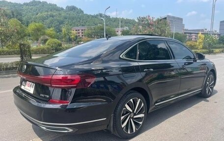 Volkswagen Passat B8 рестайлинг, 2021 год, 2 000 000 рублей, 10 фотография