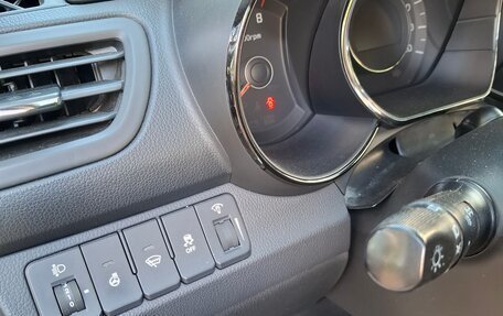KIA Rio III рестайлинг, 2012 год, 795 000 рублей, 12 фотография