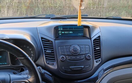 Chevrolet Orlando I, 2012 год, 900 000 рублей, 7 фотография