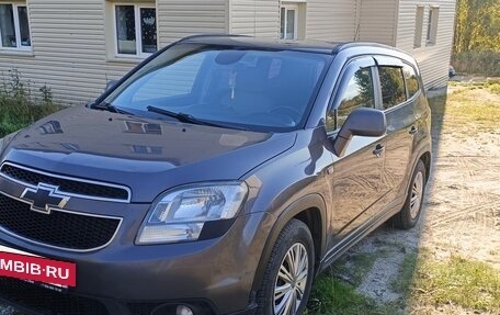 Chevrolet Orlando I, 2012 год, 900 000 рублей, 4 фотография
