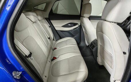 Jaguar E-Pace, 2019 год, 3 240 000 рублей, 16 фотография