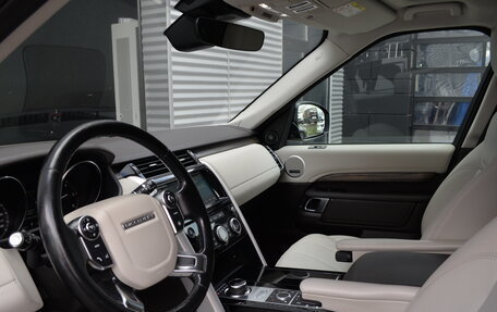 Land Rover Discovery IV, 2017 год, 2 590 000 рублей, 20 фотография