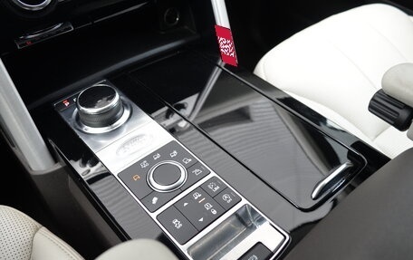Land Rover Discovery IV, 2017 год, 2 590 000 рублей, 14 фотография