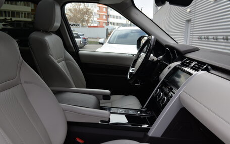 Land Rover Discovery IV, 2017 год, 2 590 000 рублей, 28 фотография