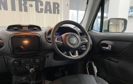 Jeep Renegade I рестайлинг, 2019 год, 1 900 000 рублей, 11 фотография