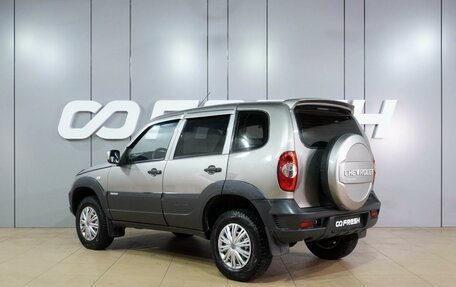 Chevrolet Niva I рестайлинг, 2013 год, 599 000 рублей, 2 фотография