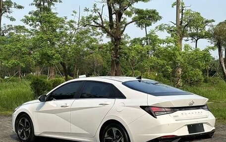 Hyundai Elantra, 2022 год, 1 396 775 рублей, 8 фотография