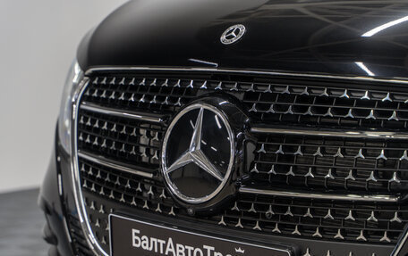 Mercedes-Benz V-Класс, 2024 год, 19 290 000 рублей, 2 фотография