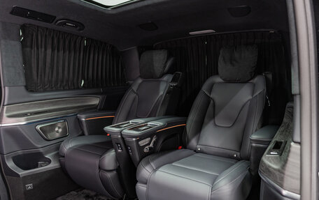 Mercedes-Benz V-Класс, 2024 год, 19 290 000 рублей, 23 фотография