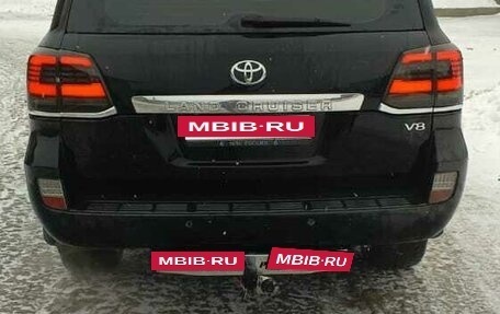 Toyota Land Cruiser 200, 2008 год, 2 732 000 рублей, 4 фотография