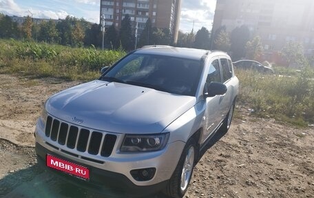 Jeep Compass I рестайлинг, 2011 год, 1 100 000 рублей, 1 фотография