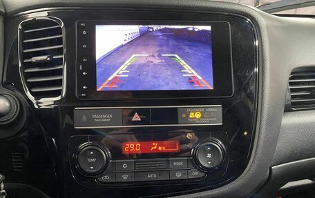 Mitsubishi Outlander III рестайлинг 3, 2018 год, 2 150 000 рублей, 14 фотография