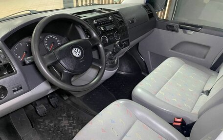 Volkswagen Transporter T5 рестайлинг, 2008 год, 1 399 000 рублей, 6 фотография