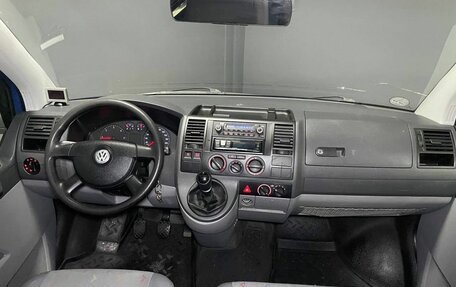 Volkswagen Transporter T5 рестайлинг, 2008 год, 1 399 000 рублей, 8 фотография