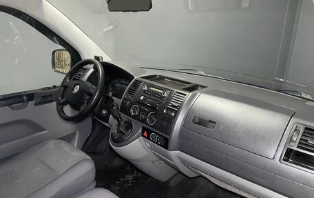 Volkswagen Transporter T5 рестайлинг, 2008 год, 1 399 000 рублей, 14 фотография