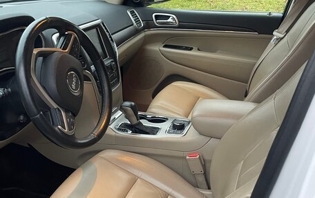 Jeep Grand Cherokee, 2016 год, 3 500 000 рублей, 10 фотография