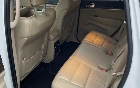 Jeep Grand Cherokee, 2016 год, 3 500 000 рублей, 18 фотография