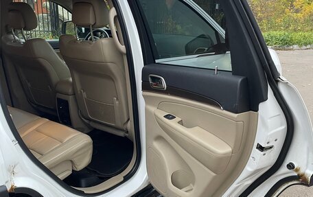 Jeep Grand Cherokee, 2016 год, 3 500 000 рублей, 22 фотография